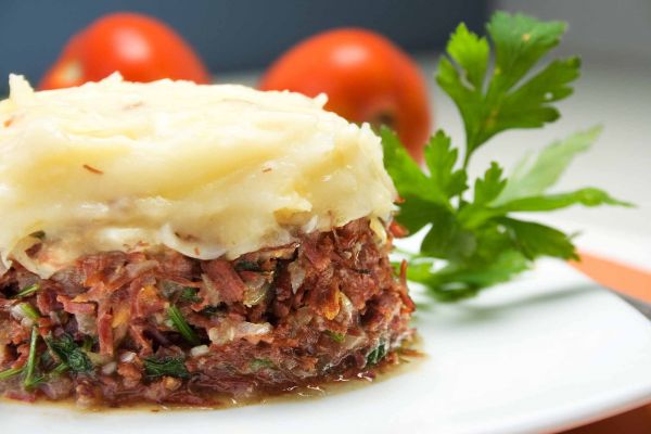 Escondidinho de carne seca